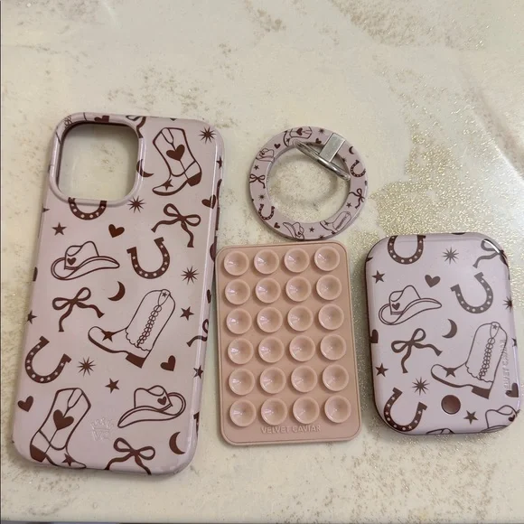 Velvet Caviar iPhone 13 Pro Max bundle - Picture 3 of 9